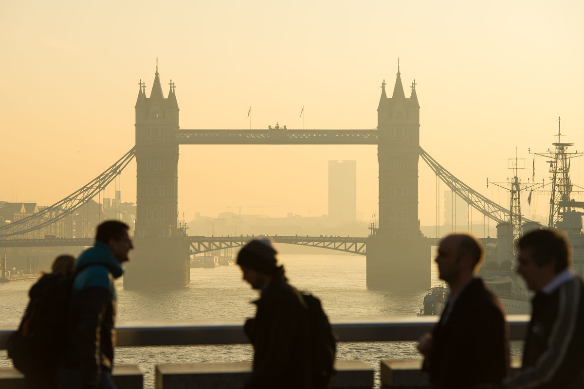 Midweek office work returns to pre-Covid levels, says major landlord