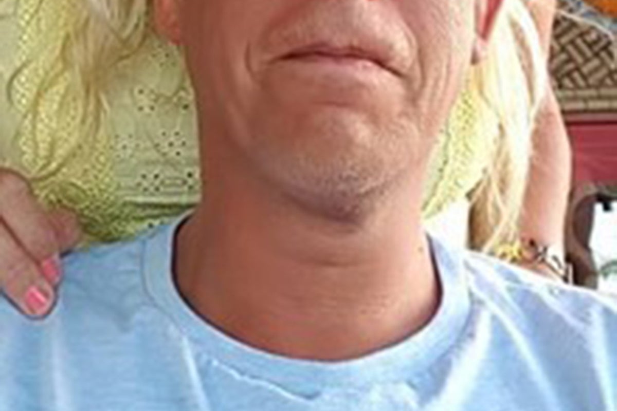 Football fan killed with one punch in clash outside pub
