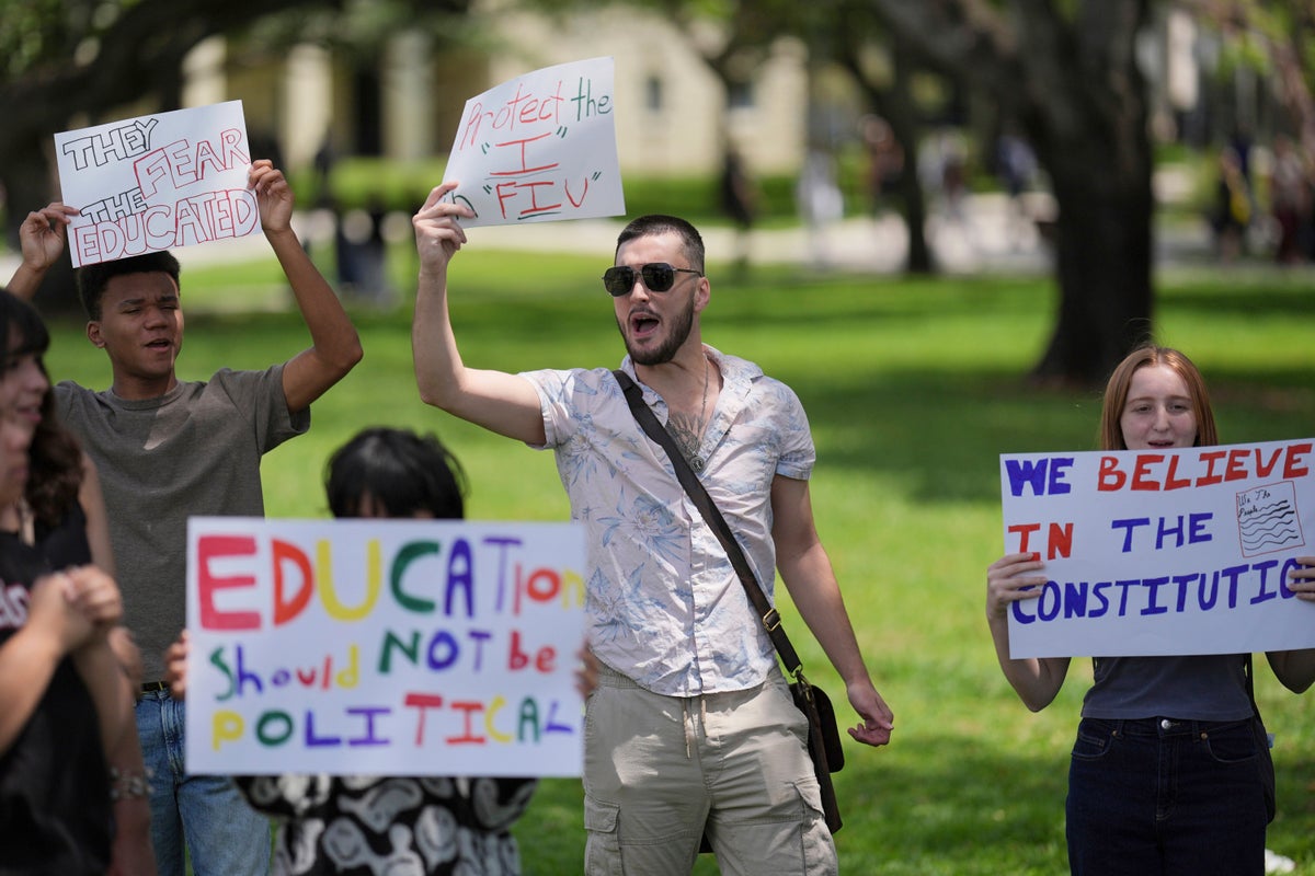 Federal judge blocks immigration authorities from revoking international students' legal status