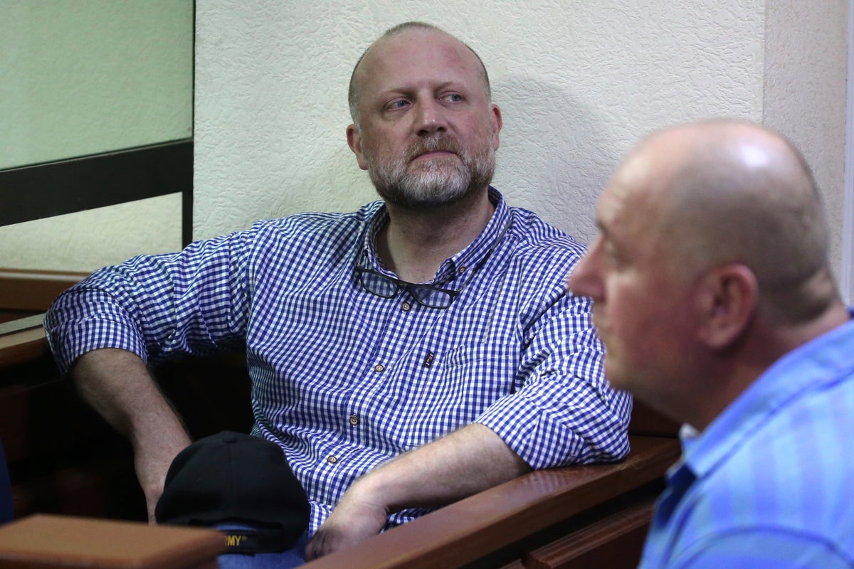Court rules to arrest Georgian opposition leader as anti-government protests continue
