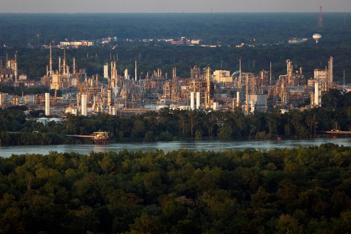 Louisiana stifles community air monitoring with threat of million-dollar fines, federal lawsuit says