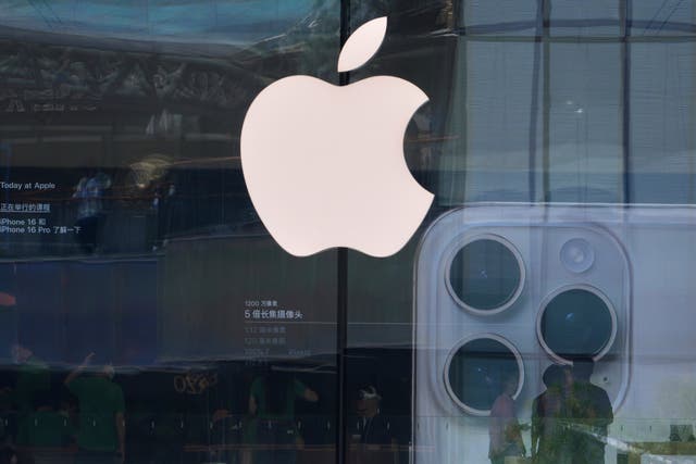 TRUMP-APPLE-ARANCELES
