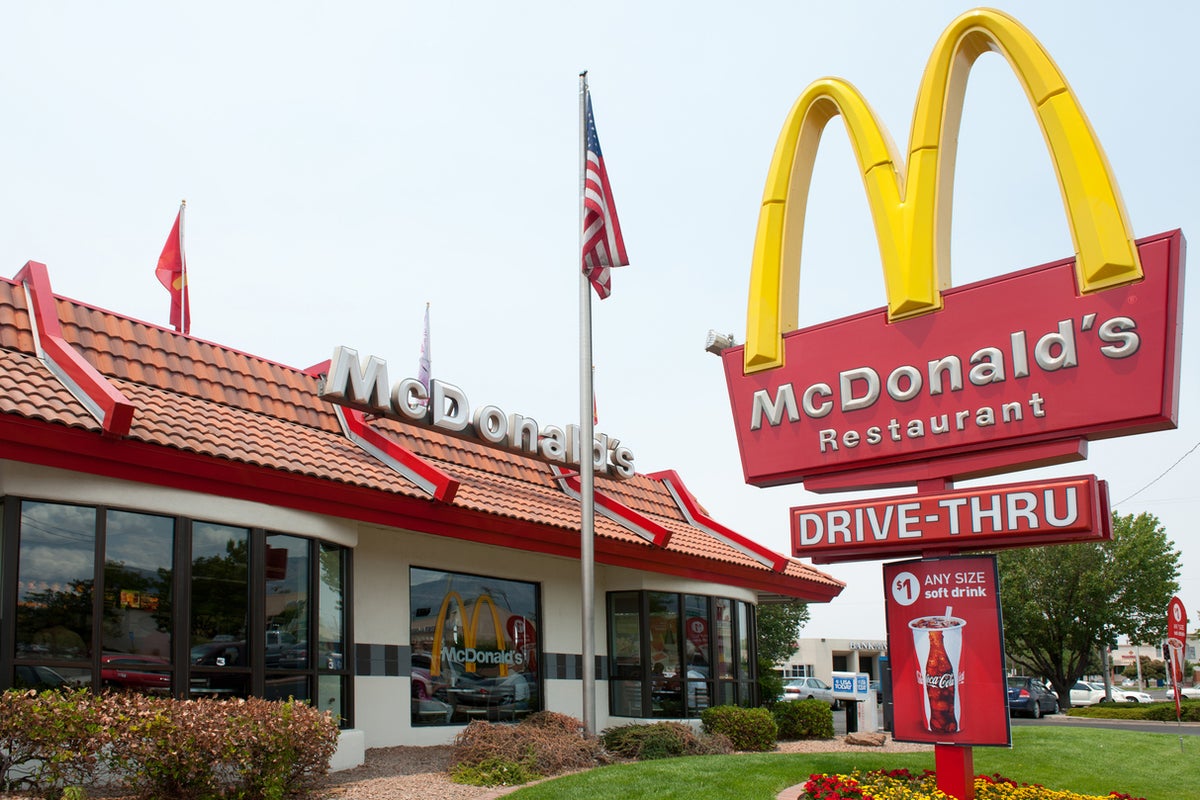 Major fast food chain hit with lawsuit over misleading claims about its meat