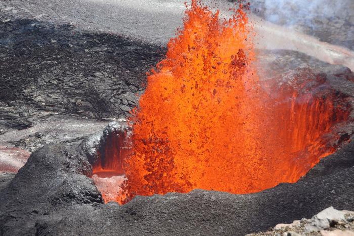 Scientists stunned to find Earth’s core leaking gold and other precious metals