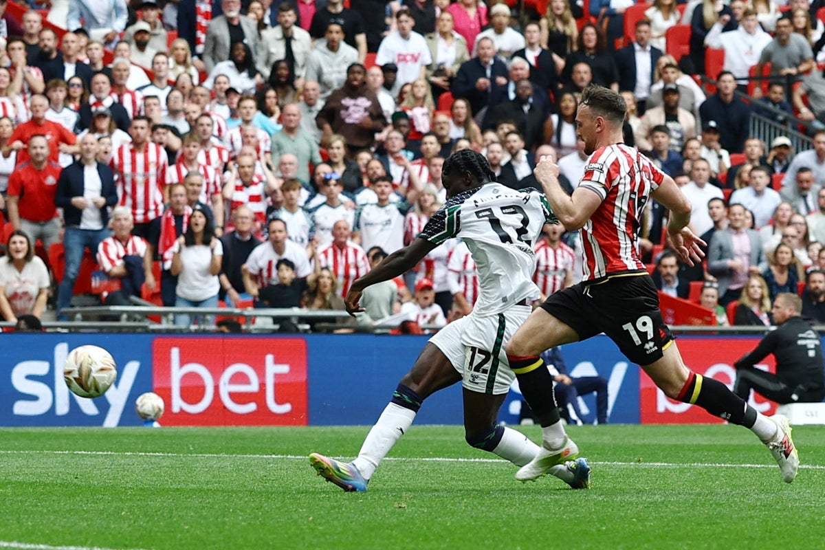 Sheffield United vs Sunderland LIVE: Black Cats snatch equaliser through Mayenda