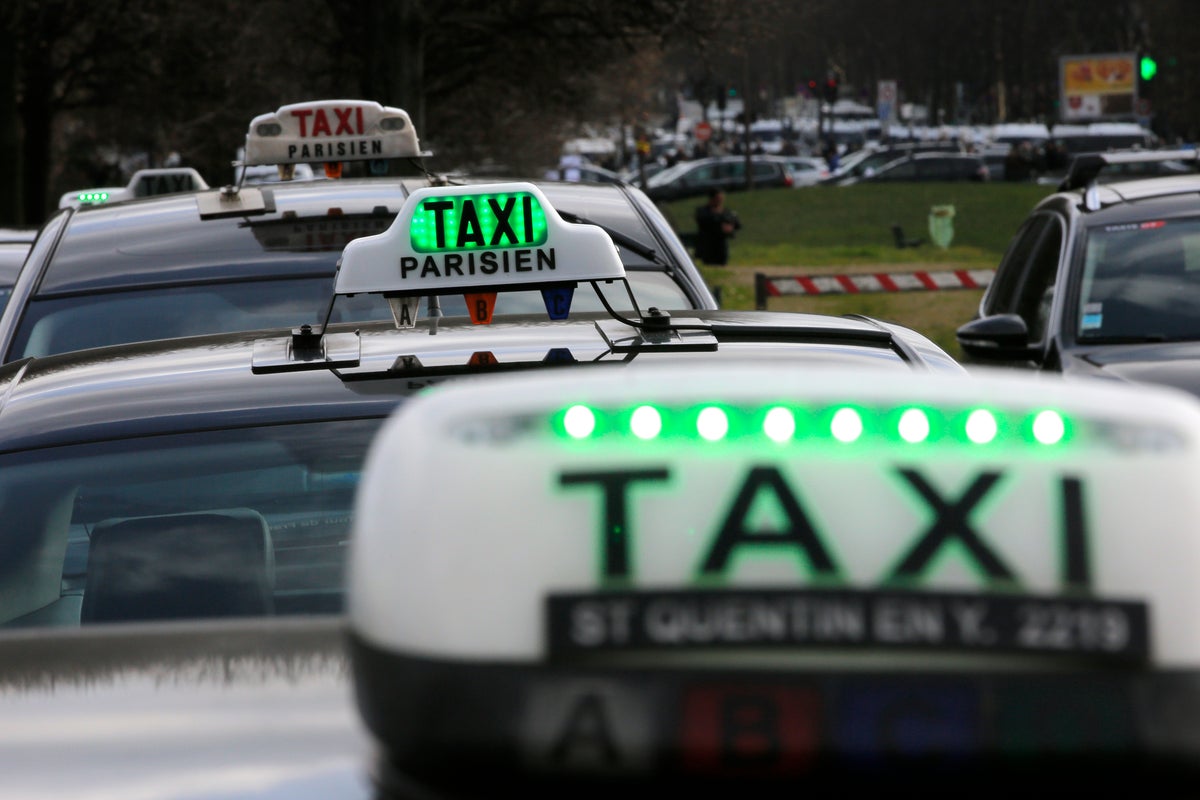 Paris taxi drivers vow to disrupt French Open as protests escalate