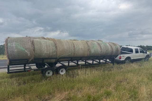 <p>Texas officials allegedly found 12 migrants in hollowed-out hay bales</p>