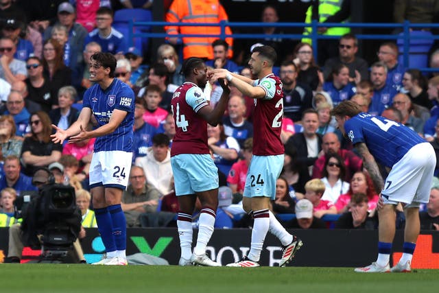West Ham United’s Mohammed Kudus (centre left) celebrates his goal (PA)