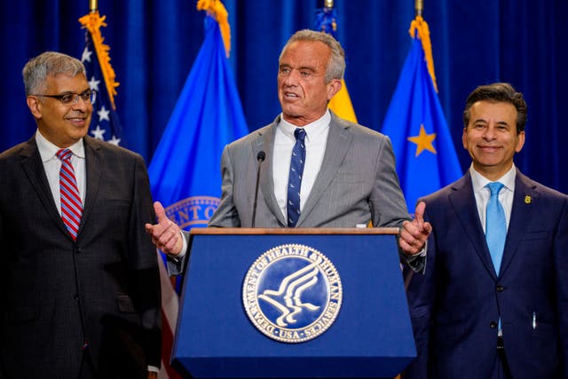<p>FDA Commissioner Marty Makary (right) stands with Health and Human Services Secretary Robert F. Kennedy Jr. (center) and National Institutes of Health Director Jayanta Bhattacharya. Makary said doctors should treat diabetics with 'cooking classes' instead of 'just throwing insulin at people'</p>
