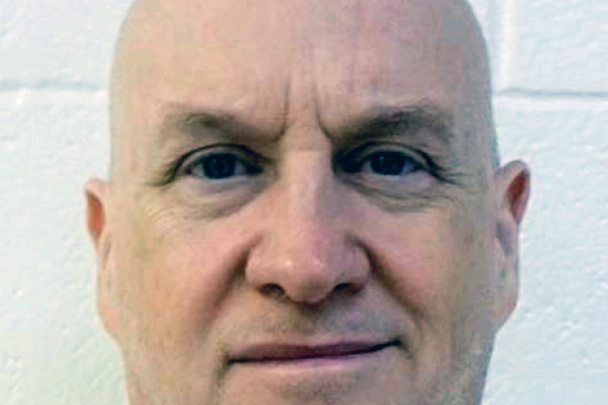Escape of ex-police chief known as 'Devil in the Ozarks' has Arkansas residents on edge