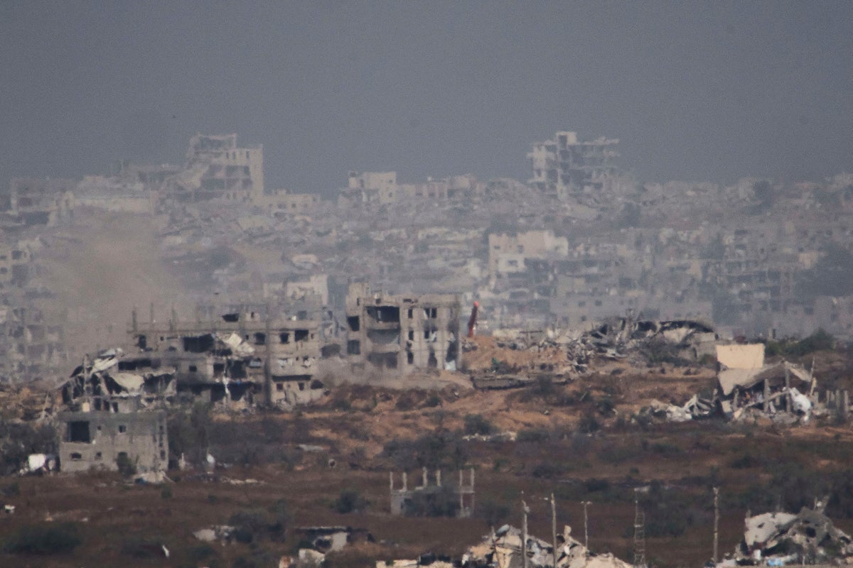 Live updates: Israeli strikes pound Gaza as a US-backed group plans to start aid operations