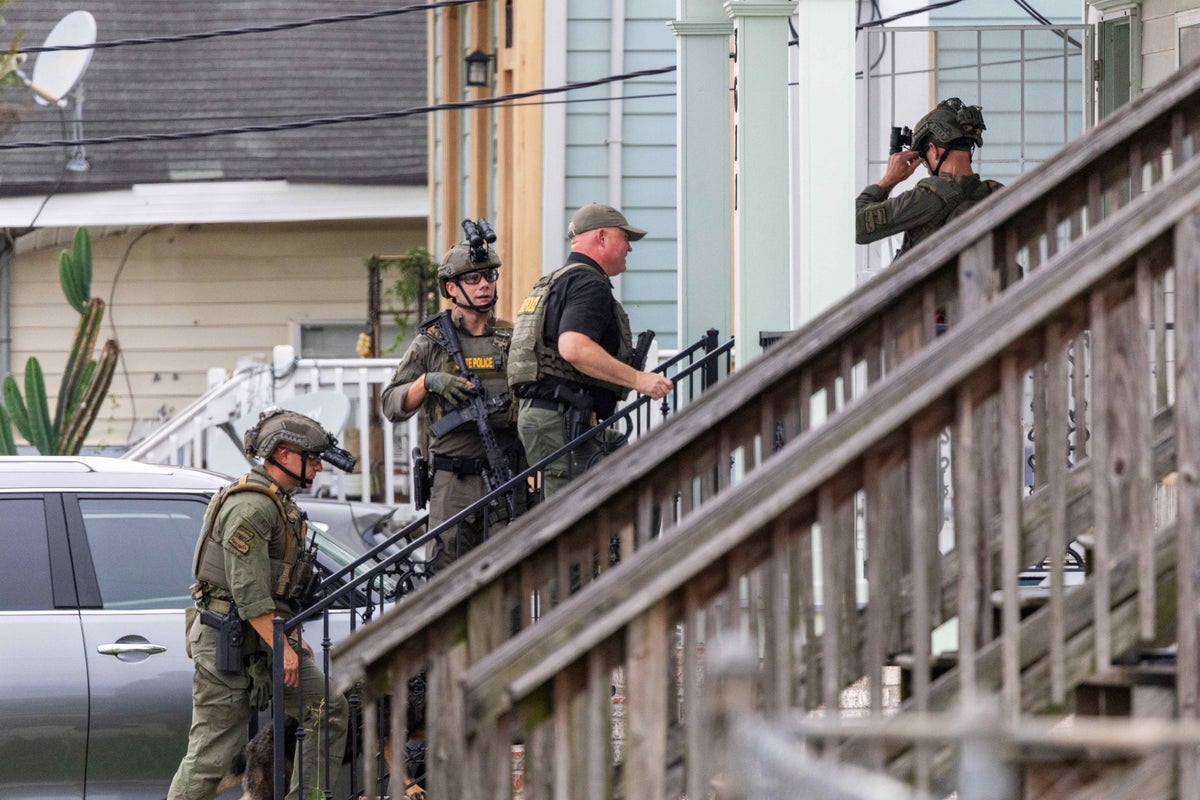 https://static.independent.co.uk/2025/05/27/02/New_Orleans_Inmates_Escape_42068.jpg?width=1200&height=800&crop=1200:800