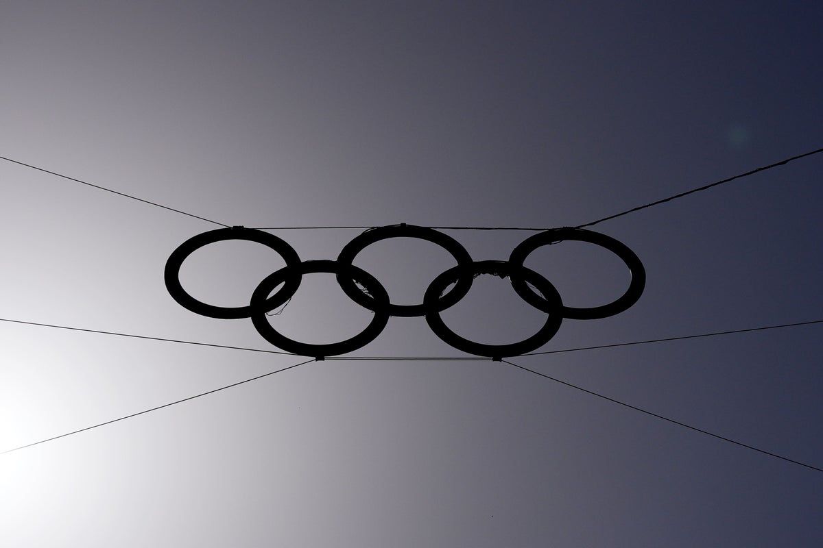 ムッツリとは 意味 むっちり一初出の実例ふっくりとした乳むっつりした肩や股其は奈何に美しい肉付であったらう  出典解剖室三島霜川名詞口数が少なく愛想のない人 むっちり むっつり とは無口で助平な人のこと