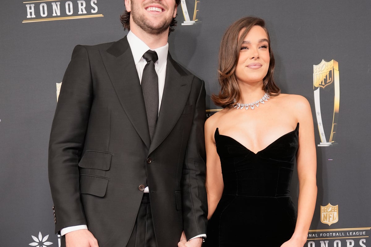 Bills QB Josh Allen and actor Hailee Steinfeld marry in Southern California
