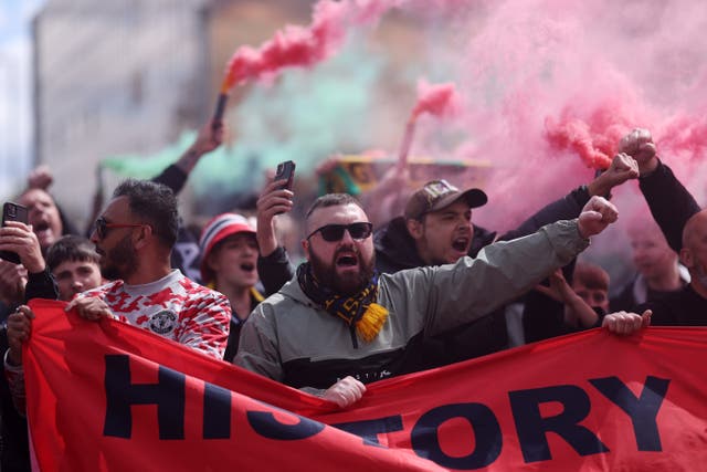 <p>Fans of Manchester United protest against the club's owners outside the stadium before facing Aston Villa</p>