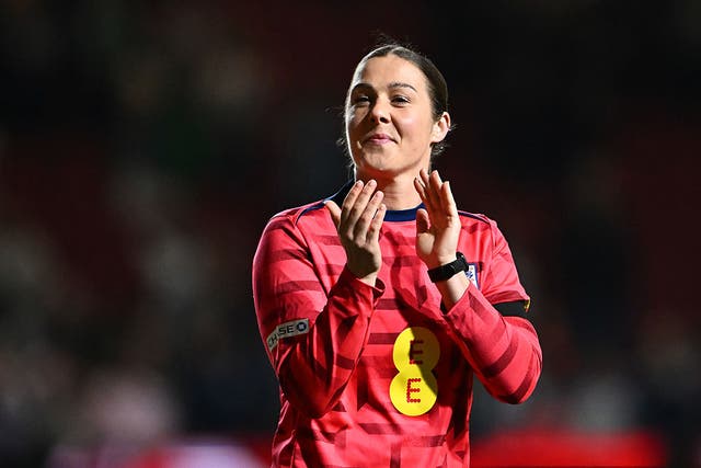 <p>Earps' No. 1 spot in the England squad has come under threat from Hannah Hampton recently</p>