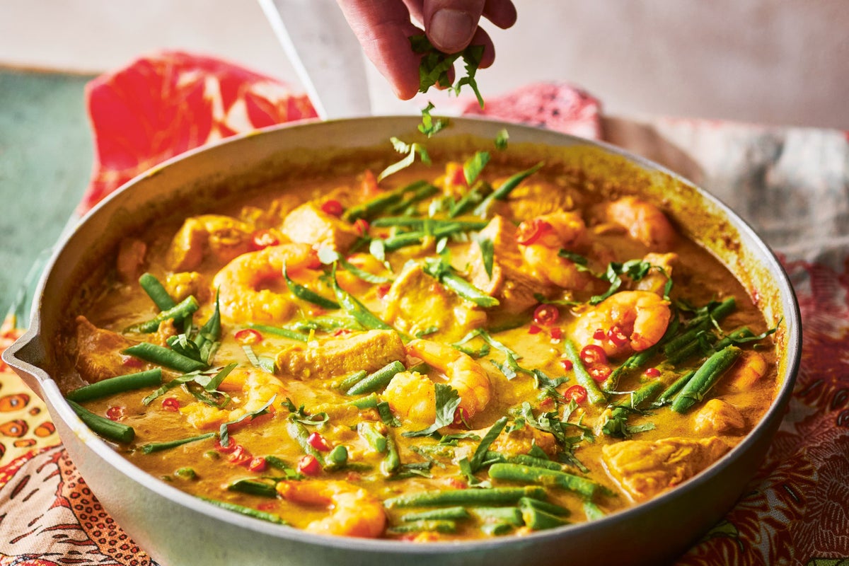 Goan chicken and prawn satay curry that hits every flavour note