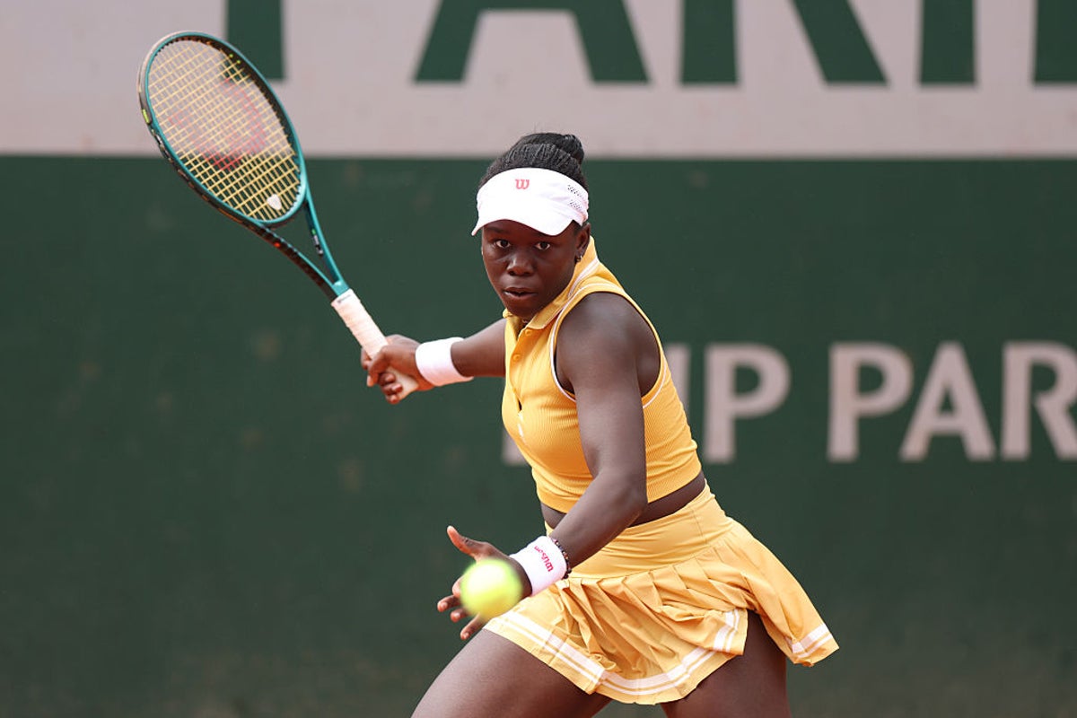 Teenager Victoria Mboko continues French Open run and sets up Qinwen Zheng test
