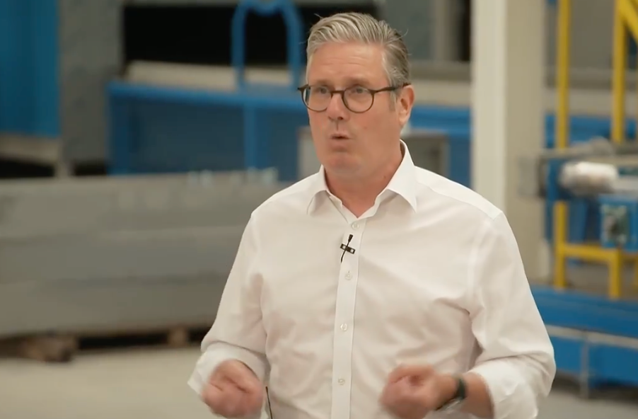 Starmer rolled up his sleeves to take on Reform