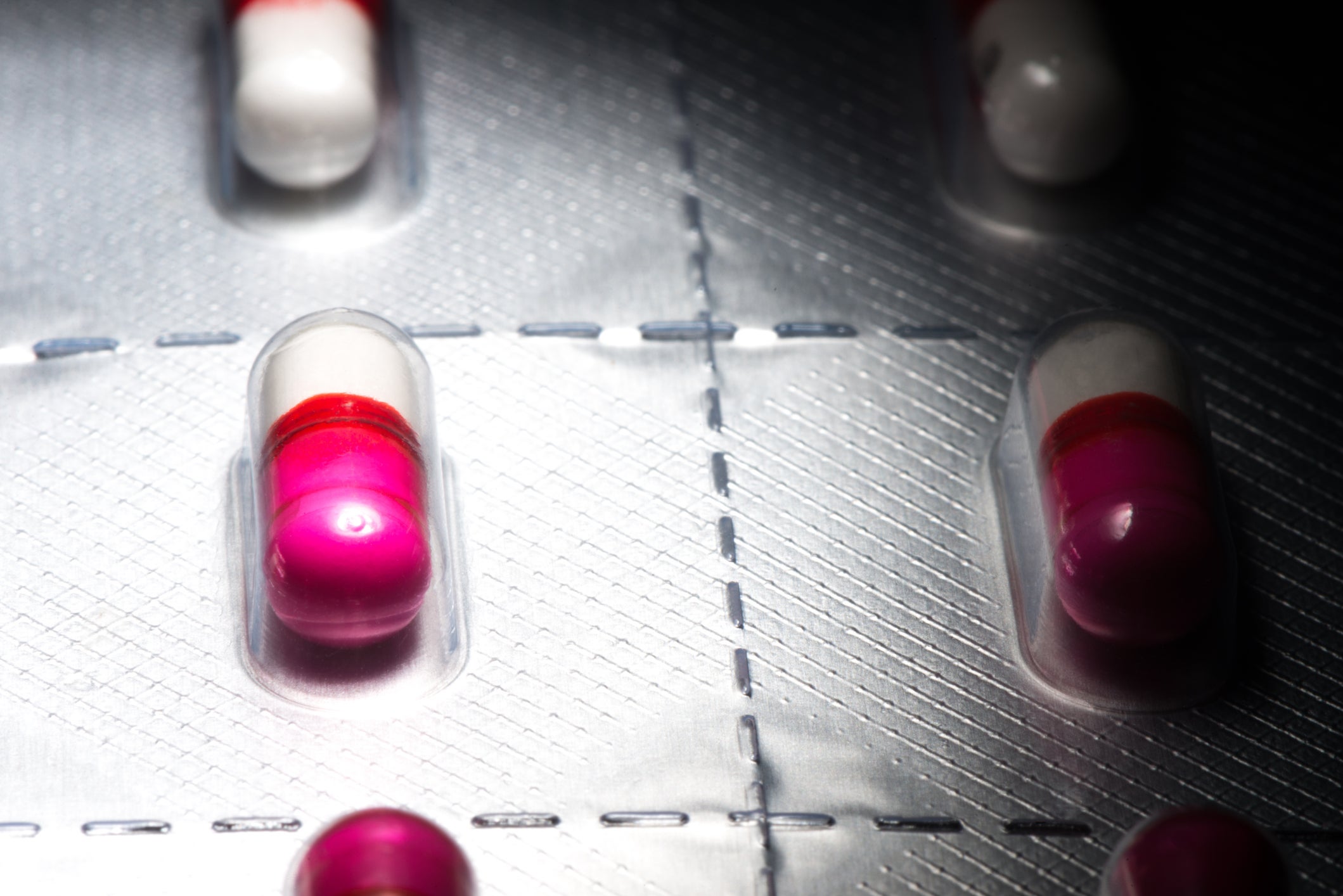 Commonly-used drugs to provide allergy relief may also come with a risk of dementia when taken long-term. Patients should know which kind to take before they make their next purchase