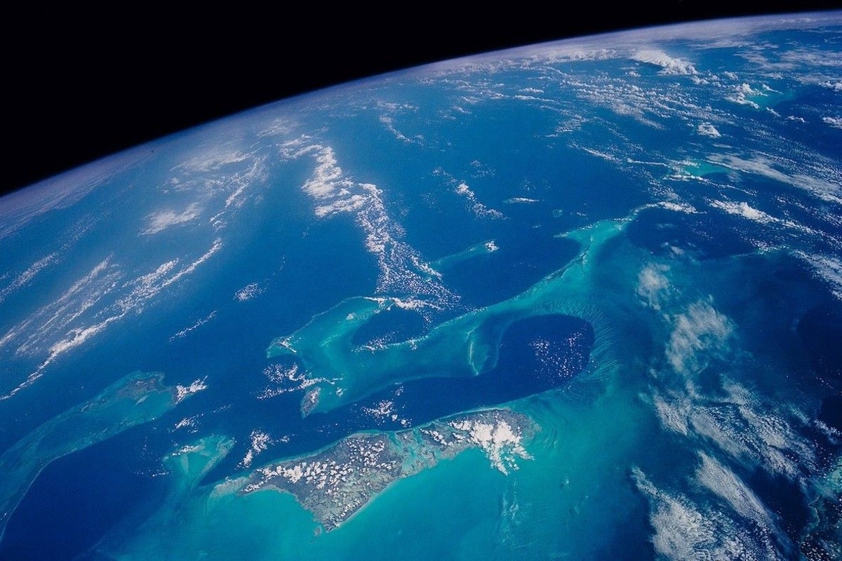 The ocean is getting even darker The ocean is getting even darker