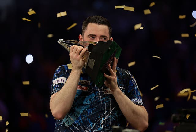 <p> Luke Humphries</p>