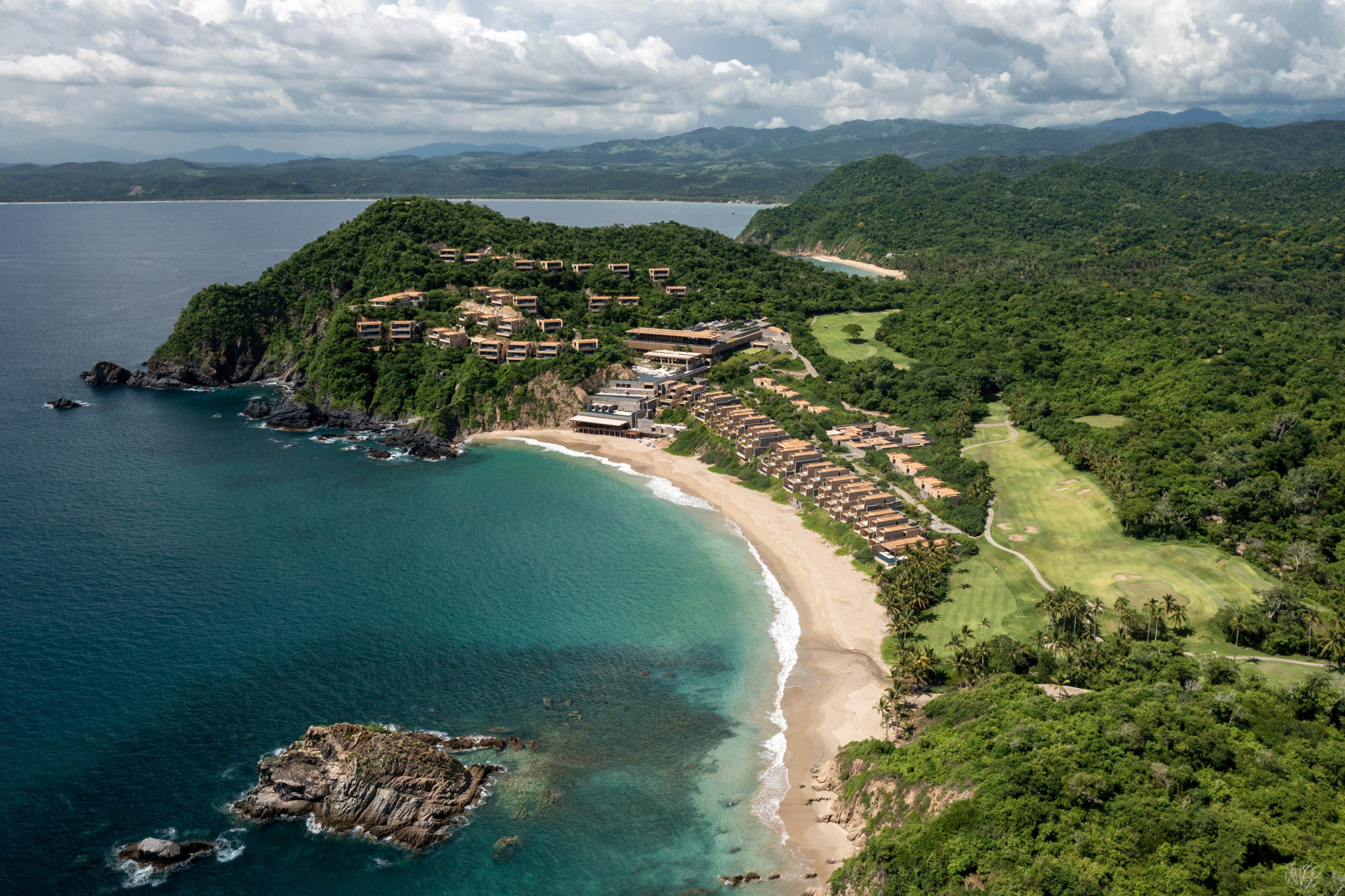 Four Seasons Resort Tamarindo is an architectural marvel located on a 3,000-acre peninsula on the Pacific coastline