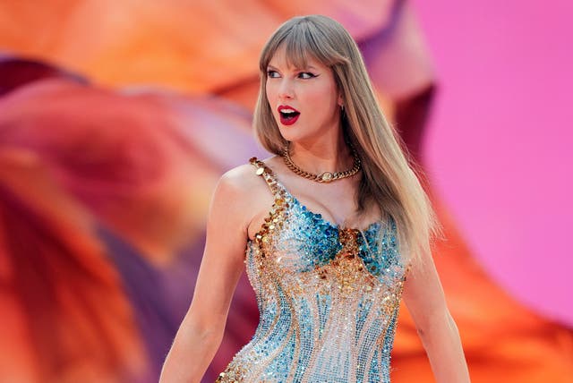 <p>TAYLOR SWIFT-ÁLBUMES</p>