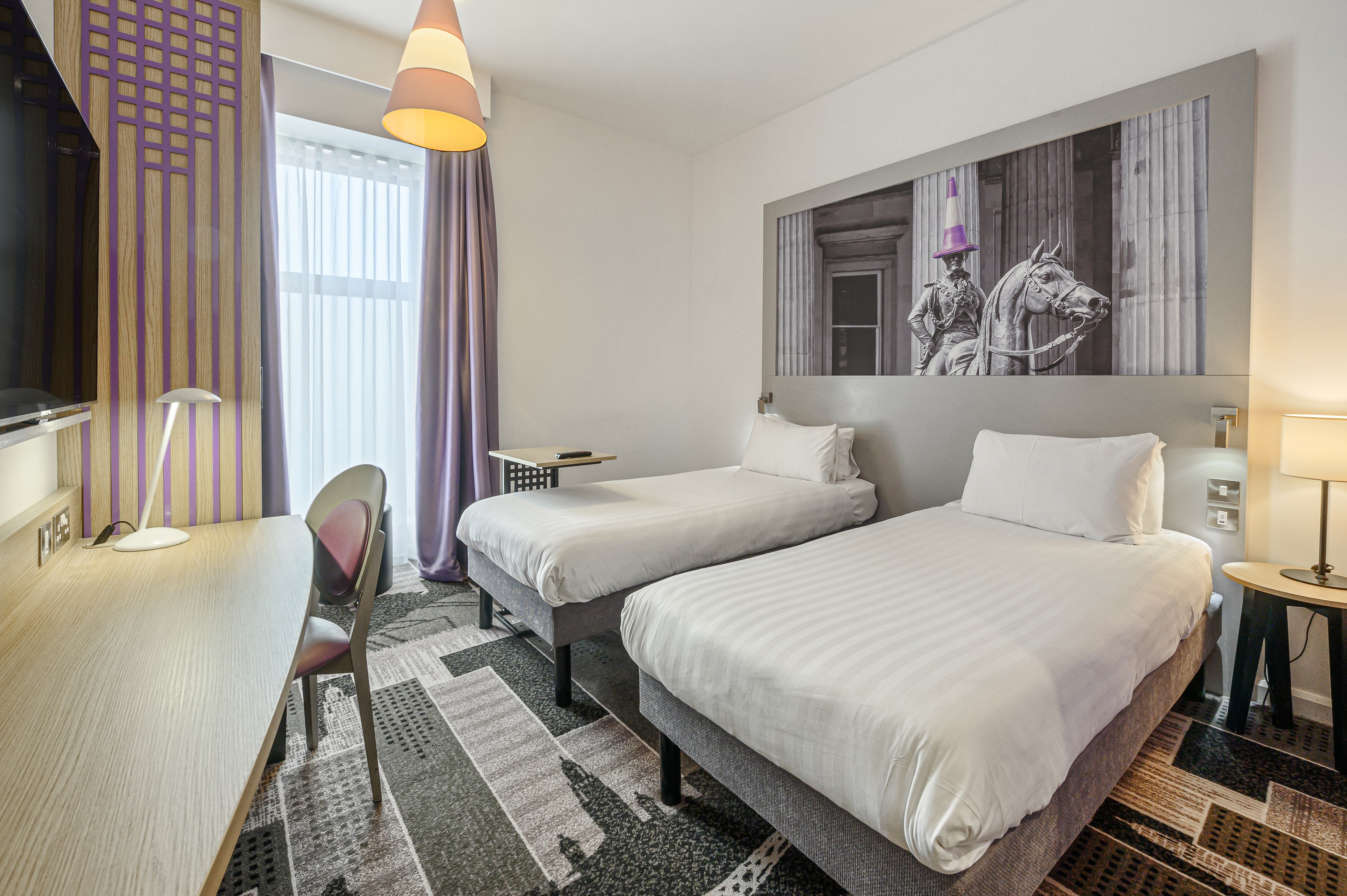 Ibis Styles Glasgow Central hotel is a good budget choice for travellers
