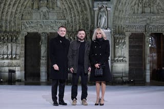 ‘Le Slap’ talks to the dark truth at the core of Brigitte and Emmanuel