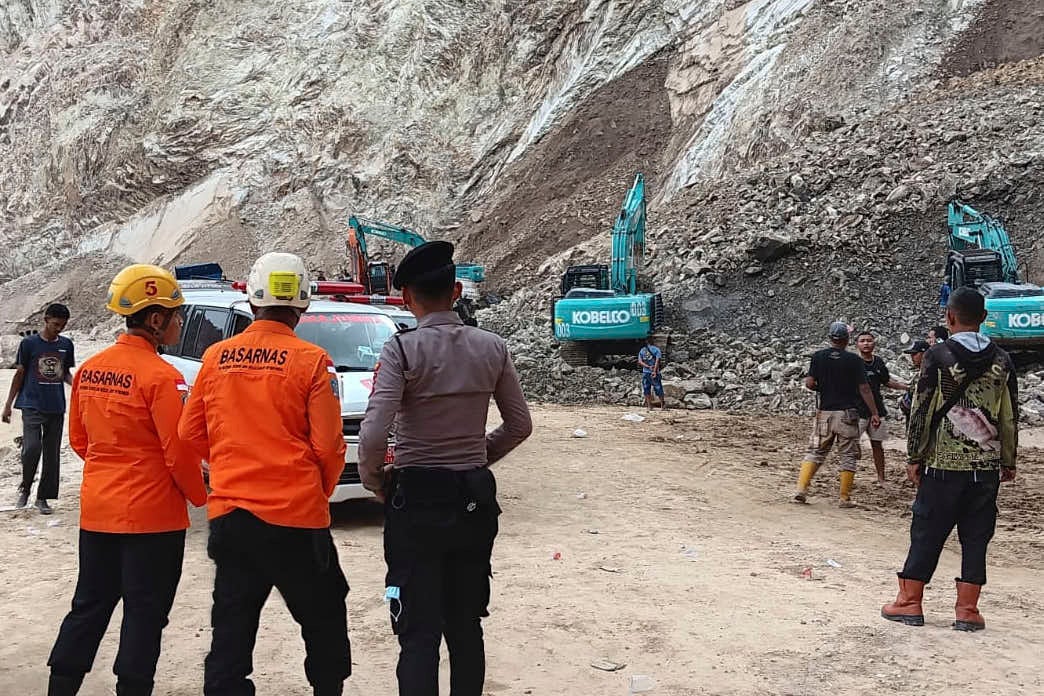 Indonesia Quarry Collapse