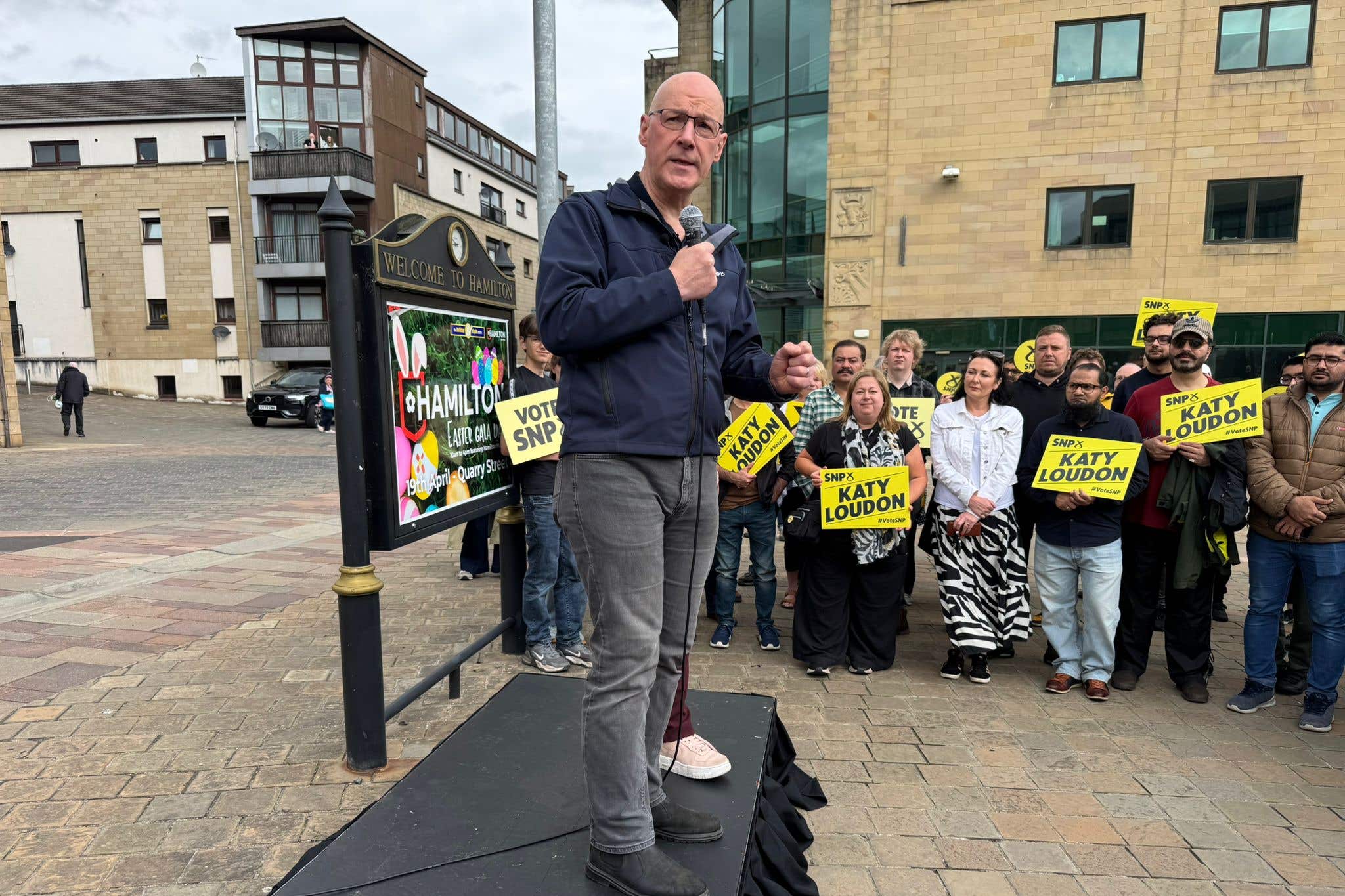 The First Minister addressed activists ahead of the last Saturday of the campaign (Craig Paton/PA)