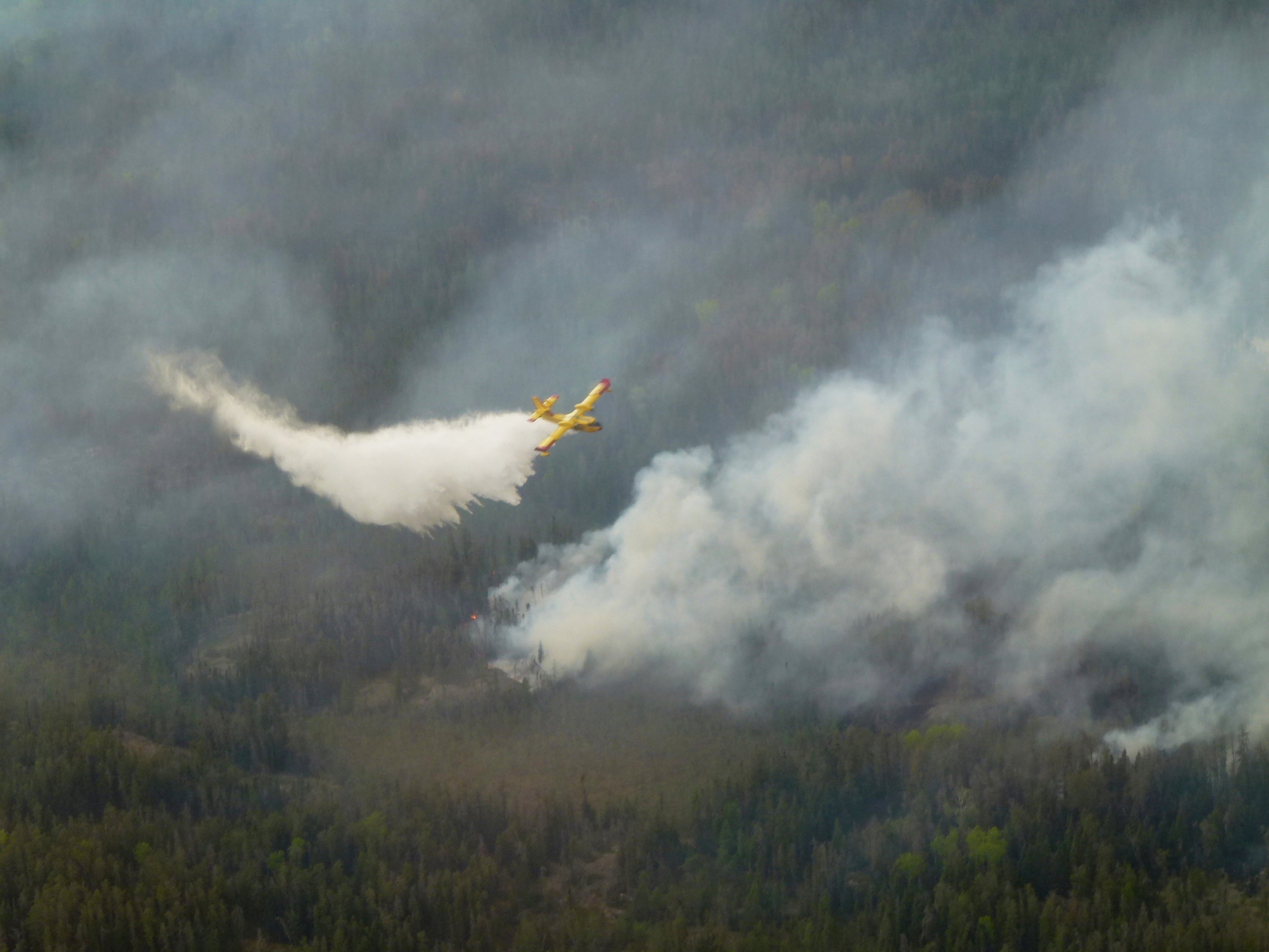 17,000 people evacuated from homes as Canadian wildfires continue