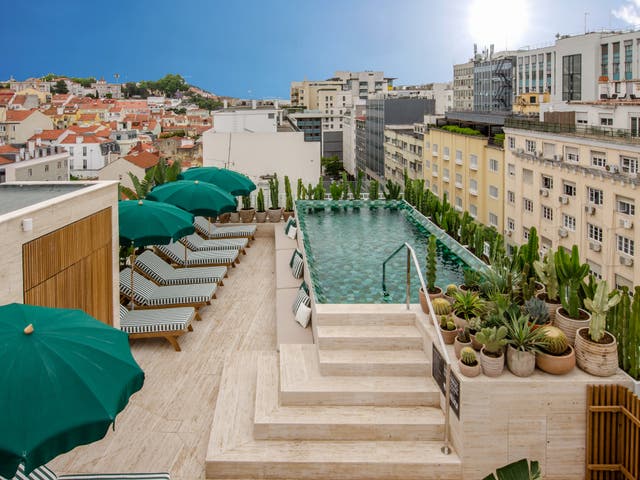 <p>Choosing a cheaper hotel does not mean it won’t come with little luxuries, such as the rooftop pool at Lisbon’s Browns Avenue Hotel</p>