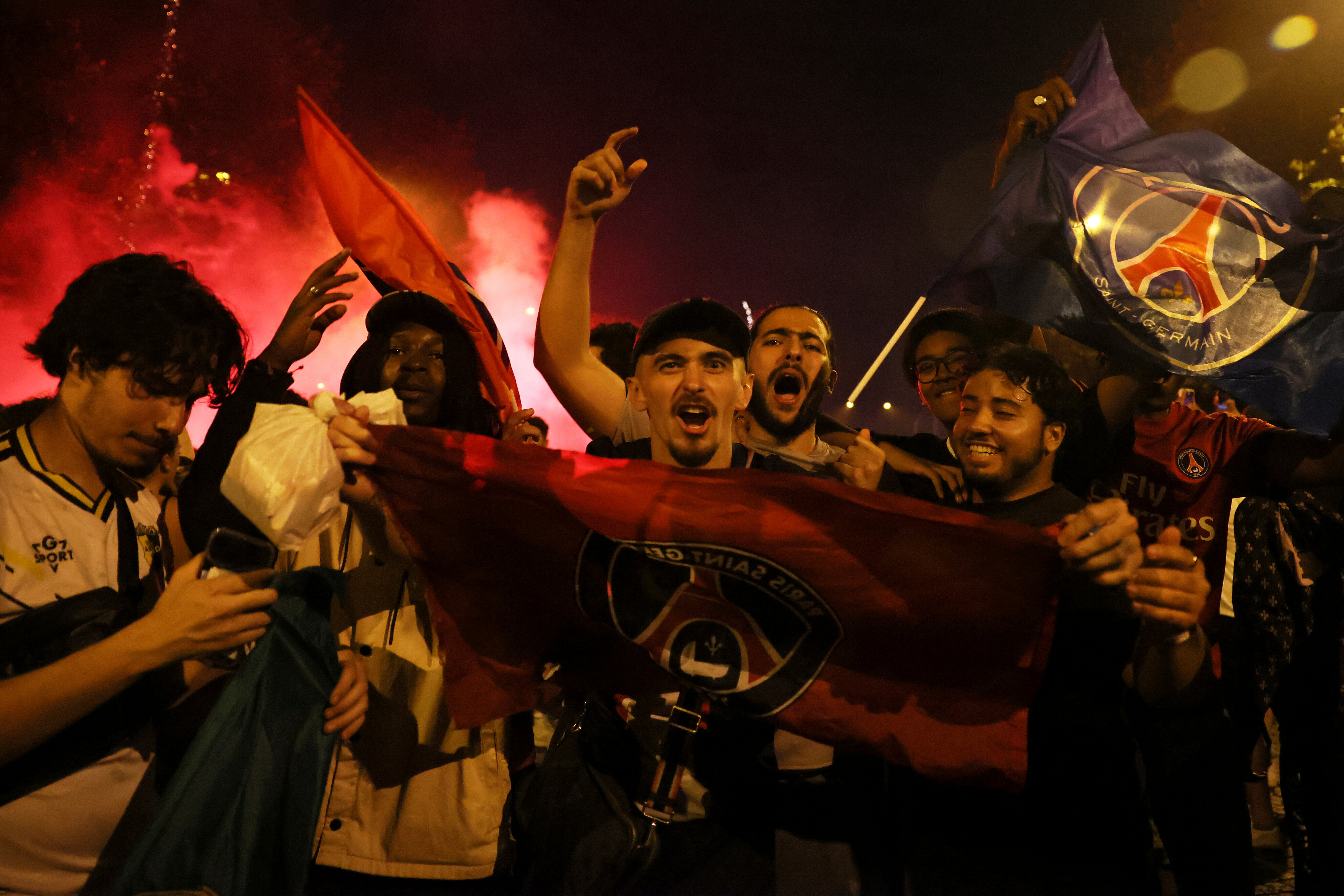 CAMPEONES PSG-FESTEJOS