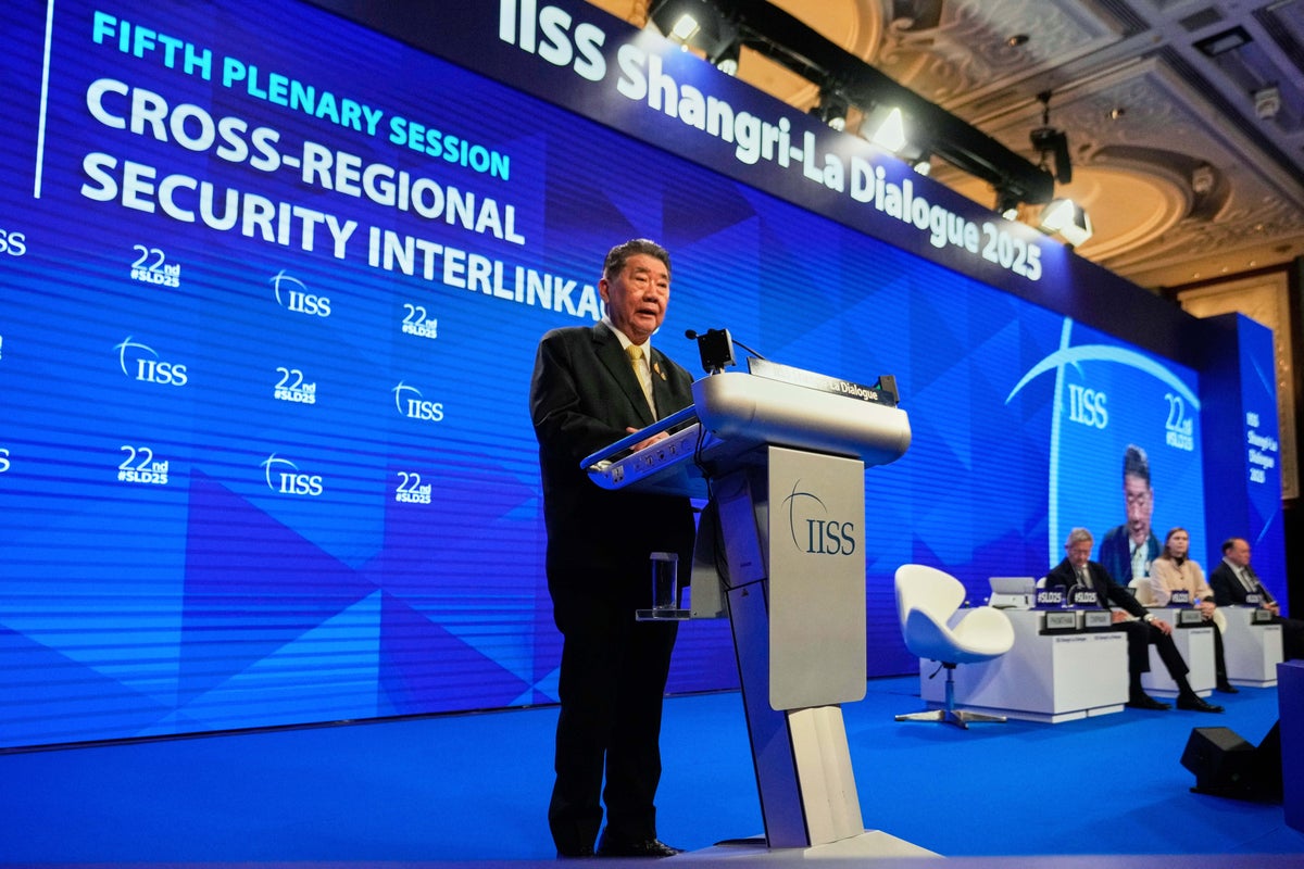 Top defense officials say Ukraine war has blurred lines, exposing global threats
