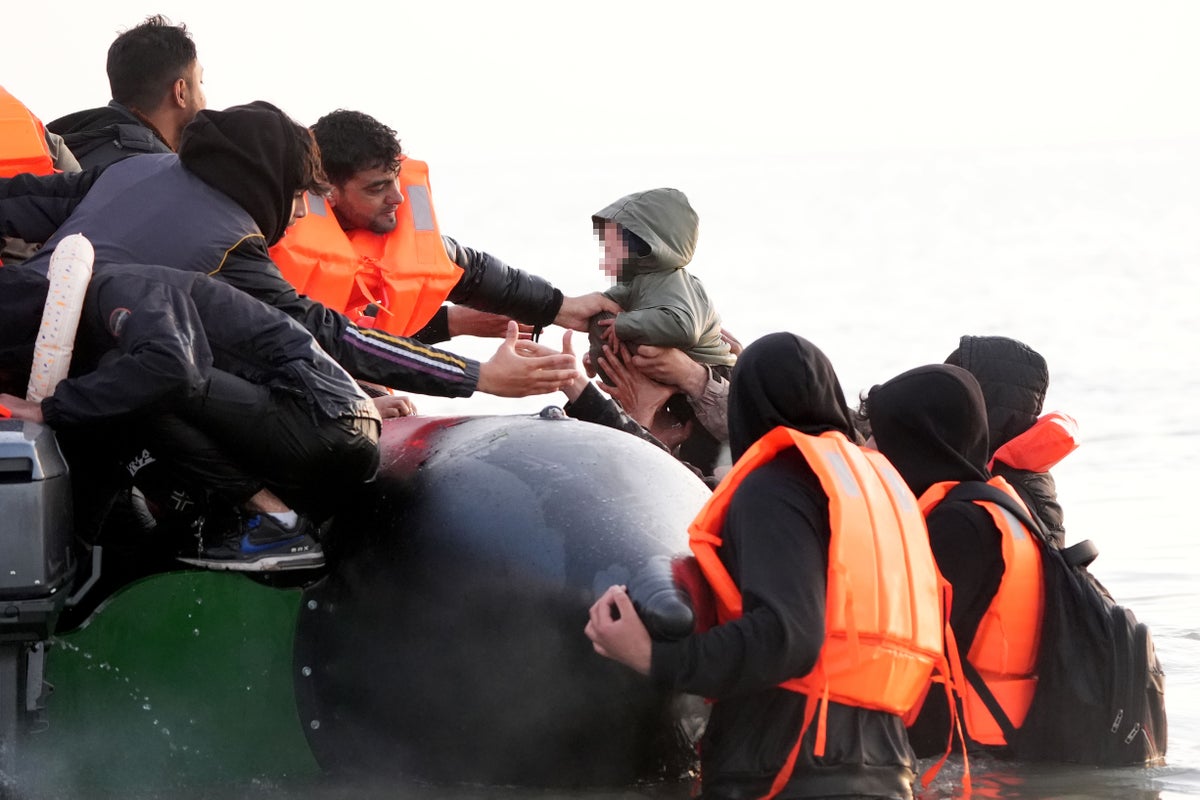 French police let smuggler boats pick up Channel migrants ‘like taxis’, minister says