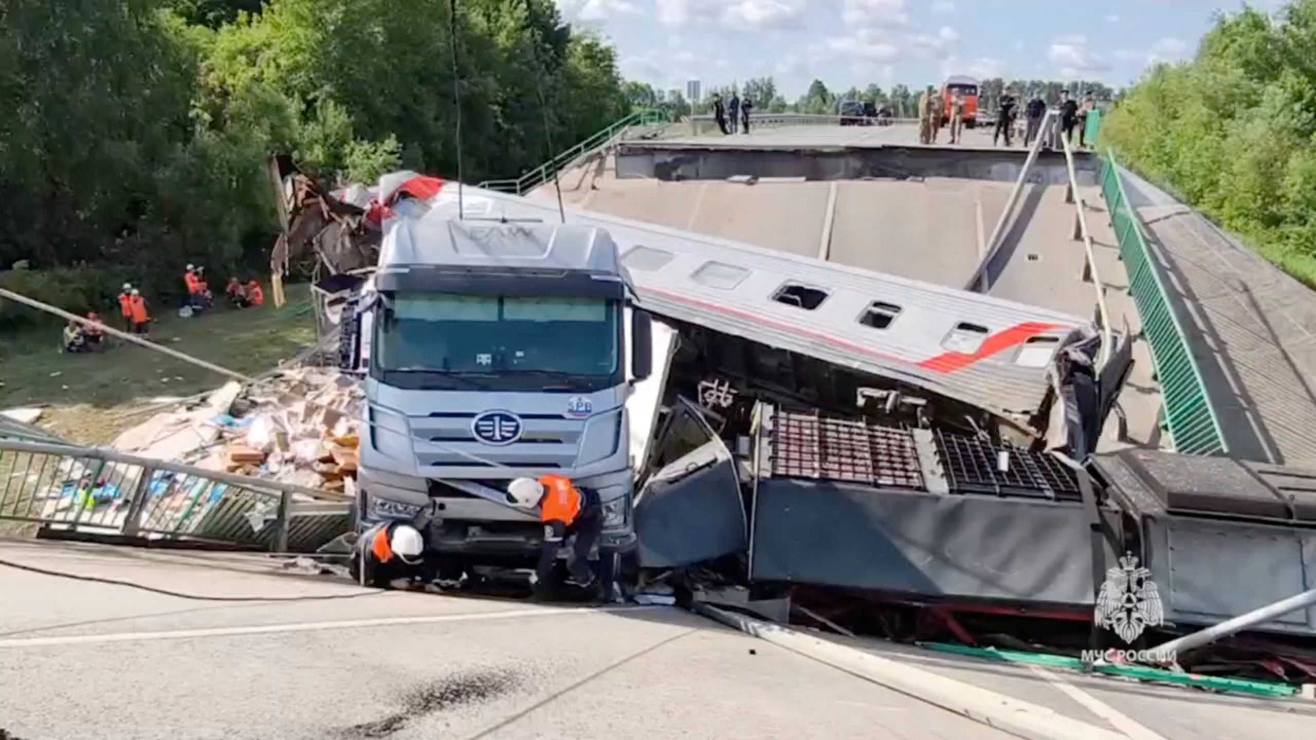 Bridge collapsed in Bryansk Region Russia yesterday