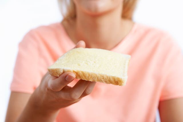 <p>Eating white bread and other inflammatory foods can influence survival after stage III colon cancer, researchers said this week. They say that an anti-inflammatory diet could extend overall survival after treatment </p>