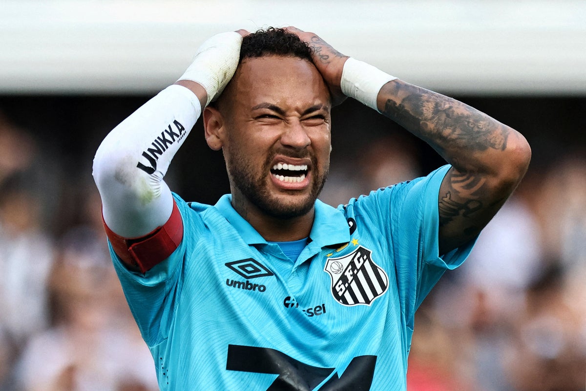 Neymar sent off for Maradona-style handball in potential Santos farewell