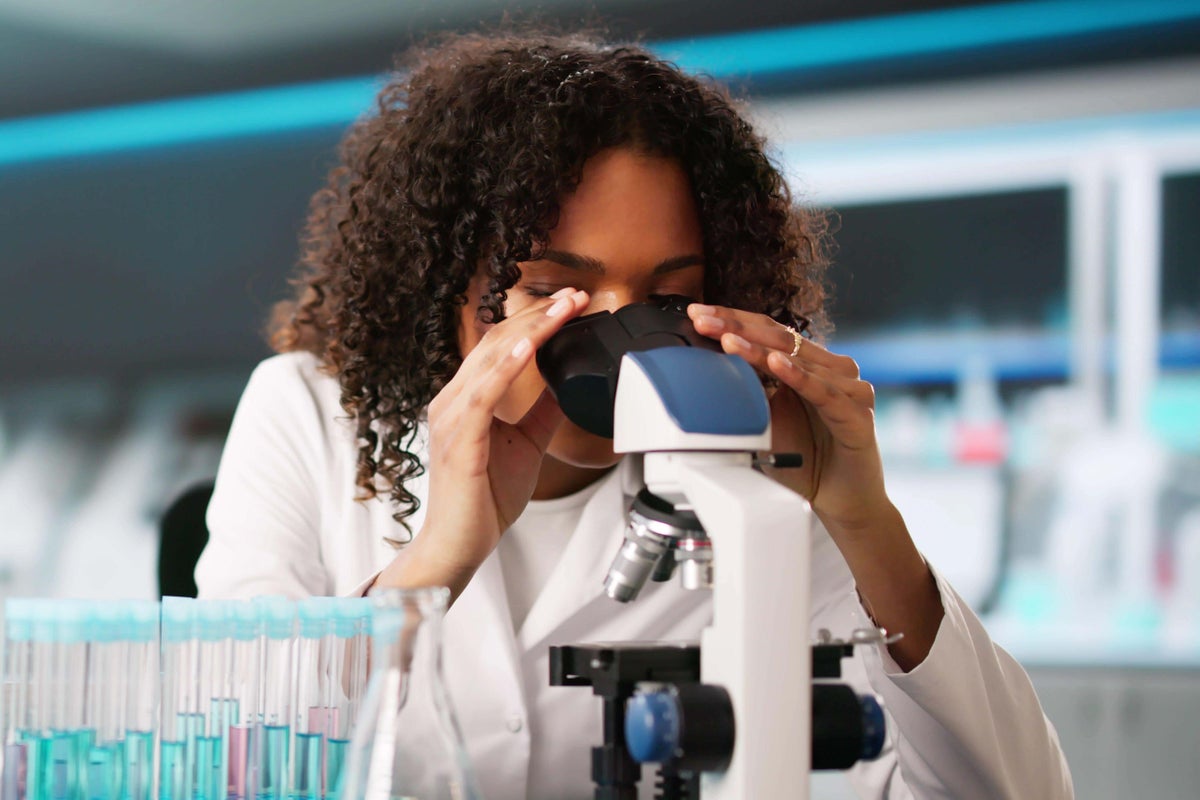 UK Reports Rising Antibiotic-Resistant Gonorrhoea Despite Overall Case Decline