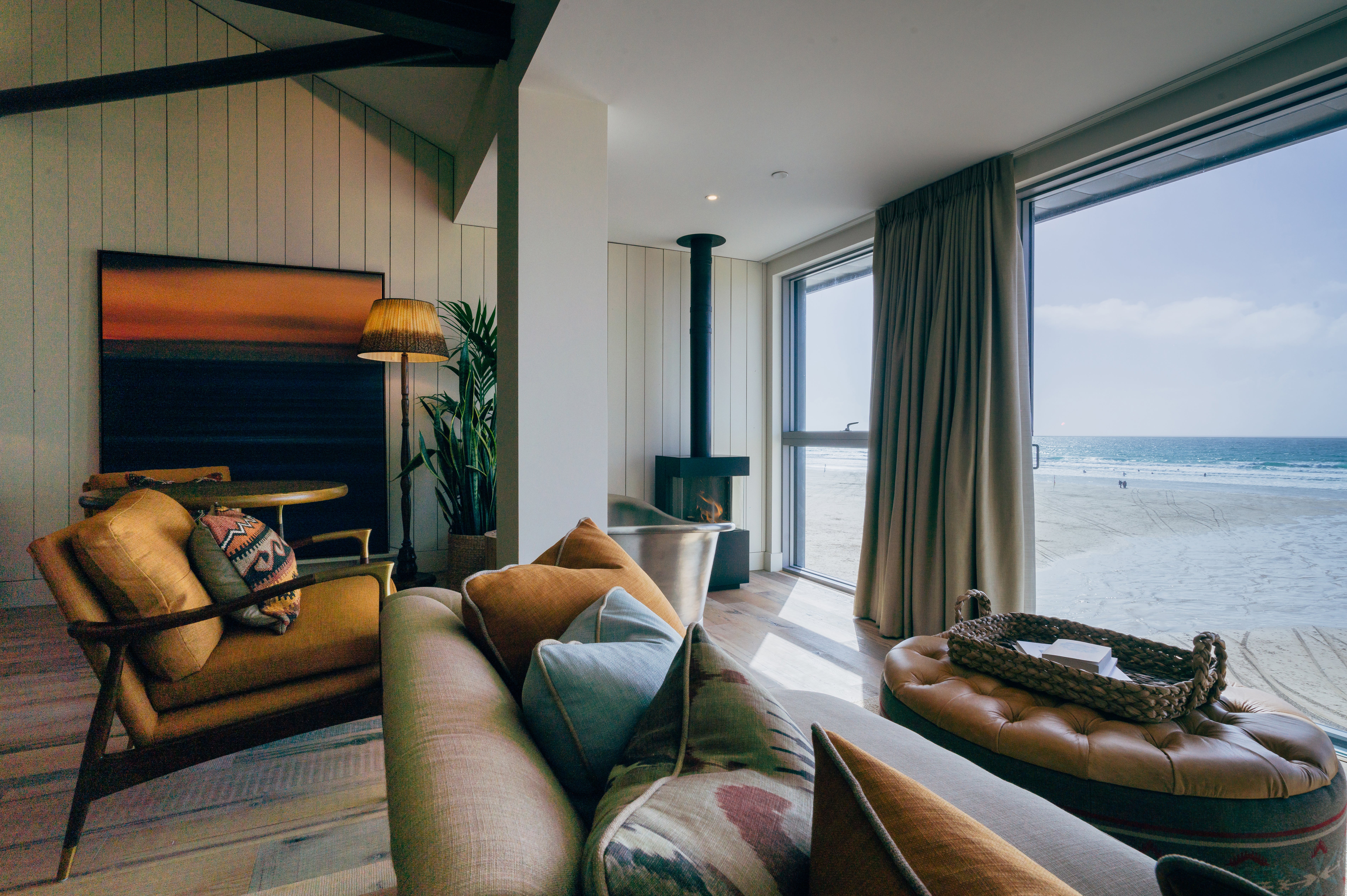 From the kids’ clubs to babysitting in Ofsted-registered kids’ zones, Watergate Bay allows parents to spend some time taking in the Cornish coastal views