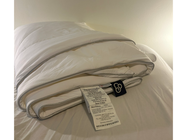 This comforter is a great lightweight choice (Jamie Ballard/The Independent)