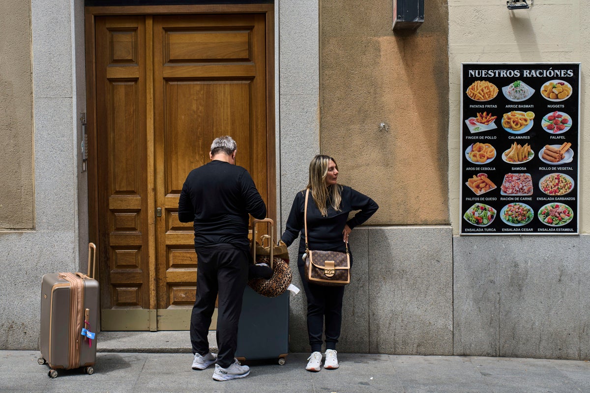 Spanish government’s tourism warning after Airbnb ordered to remove thousands of rentals