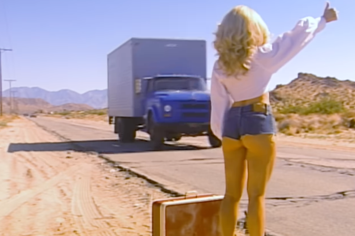 Sabrina Carpenter hints at new music in teaser video clip