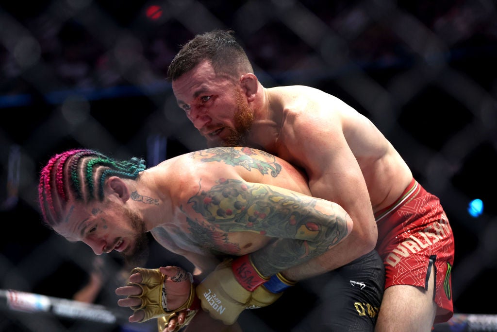 UFC 316 start time, fight card and how to watch