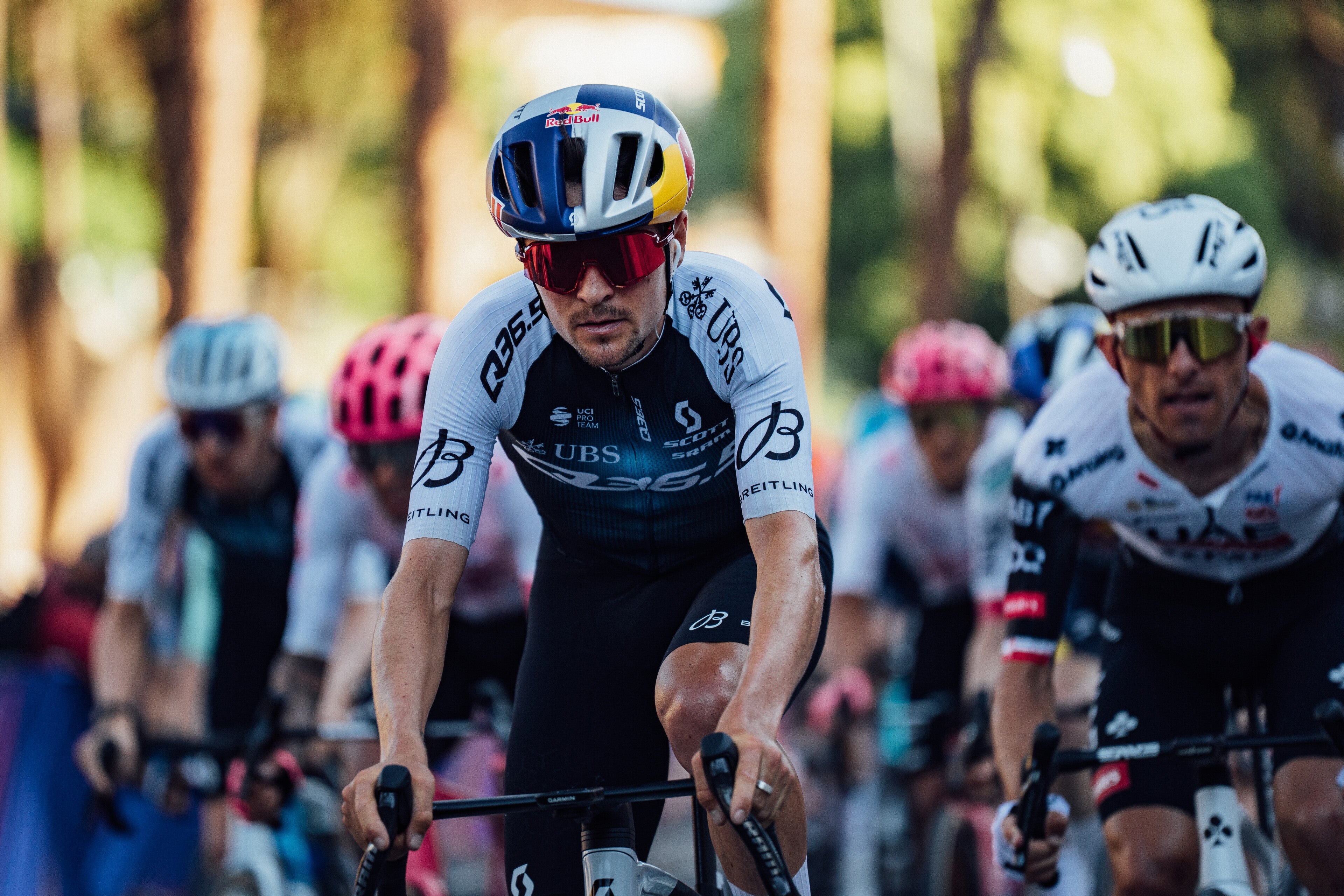 Pidcock belegte in Giro d'Italia den 16. Platz, als er im Wettbewerb debütierte