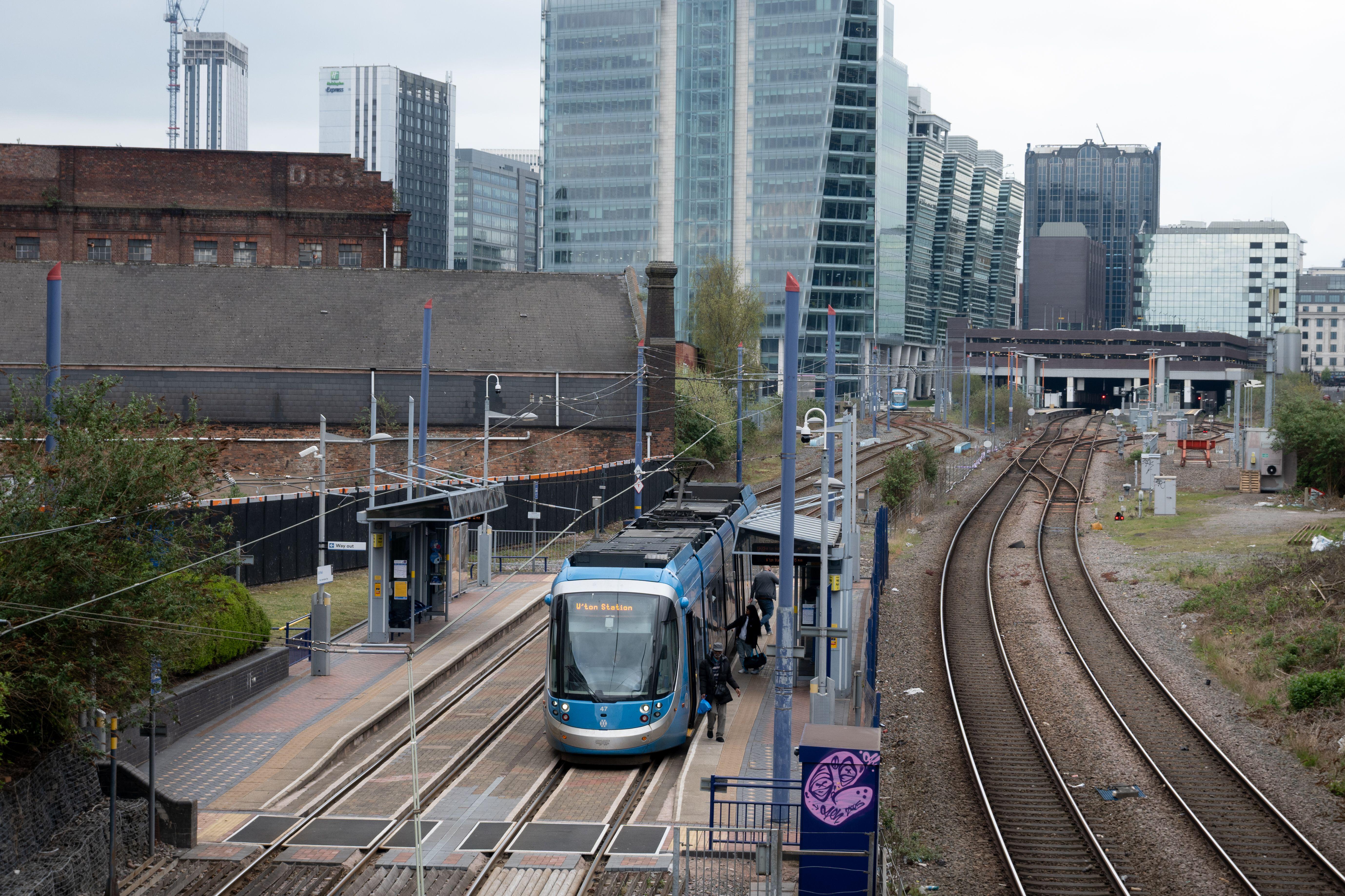 What are the transport projects being funded in the spending review ...