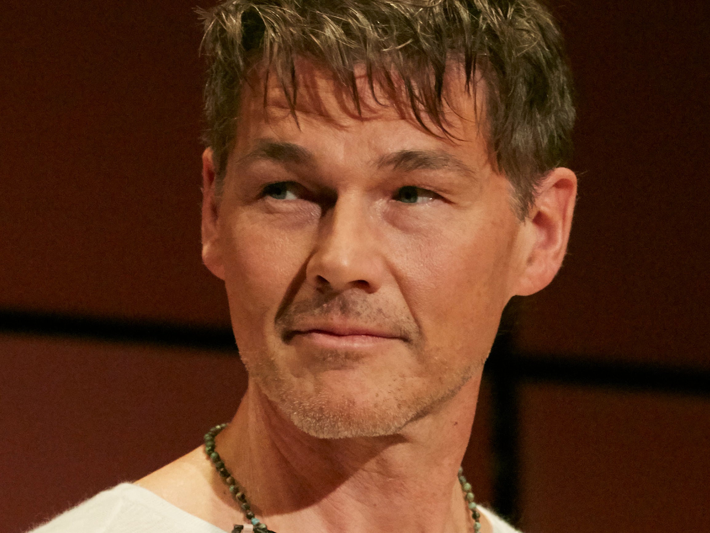 Imagem de conteúdo da notícia "HÁ 40 ANOS, O A-HA LANÇAVA "HUNTING HIGH AND LOW"" #4