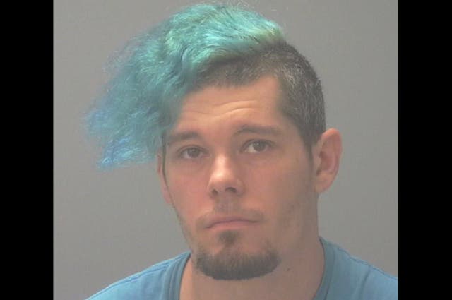 <p>Jordan Williams, 34, has been arrested after a Florida woman who claimed to have been held against her will left a ‘help me’ note at a local sandwich shop, according to police.</p>
